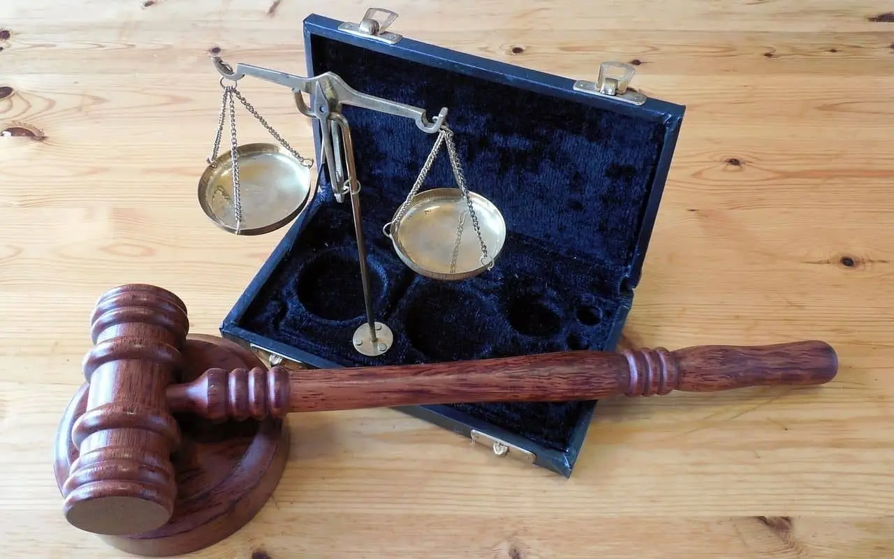 Hammer, Wage fürs Gericht