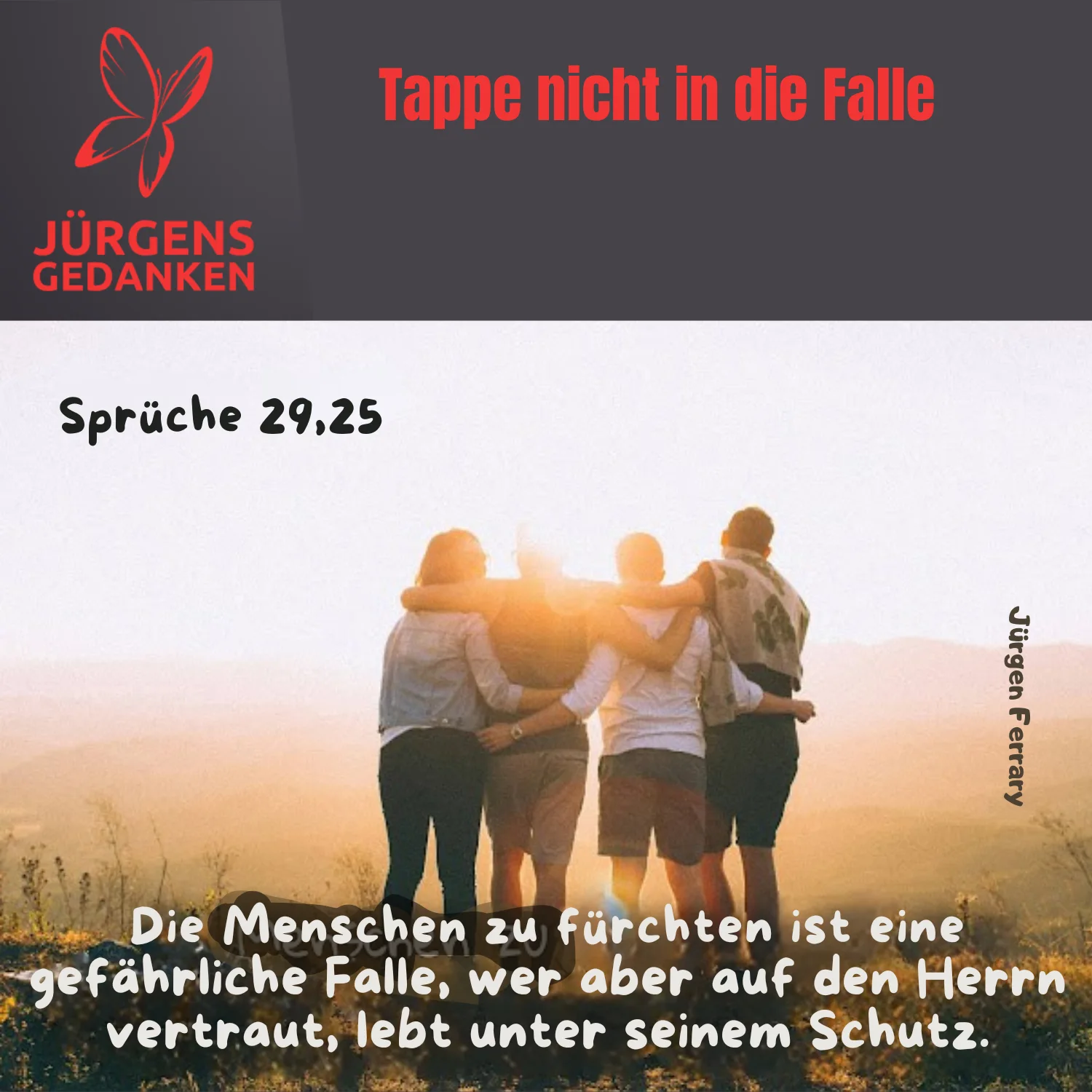 vier Freunde umarmen sich