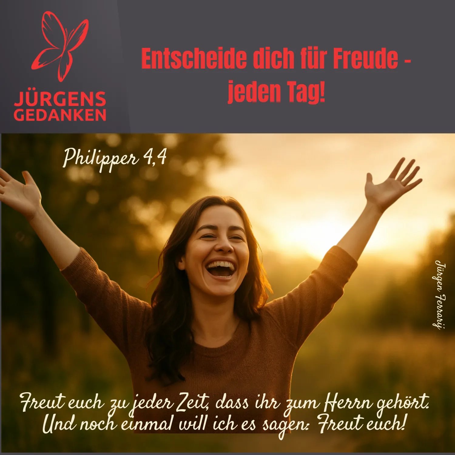 Frau voller Freude im Abendlicht