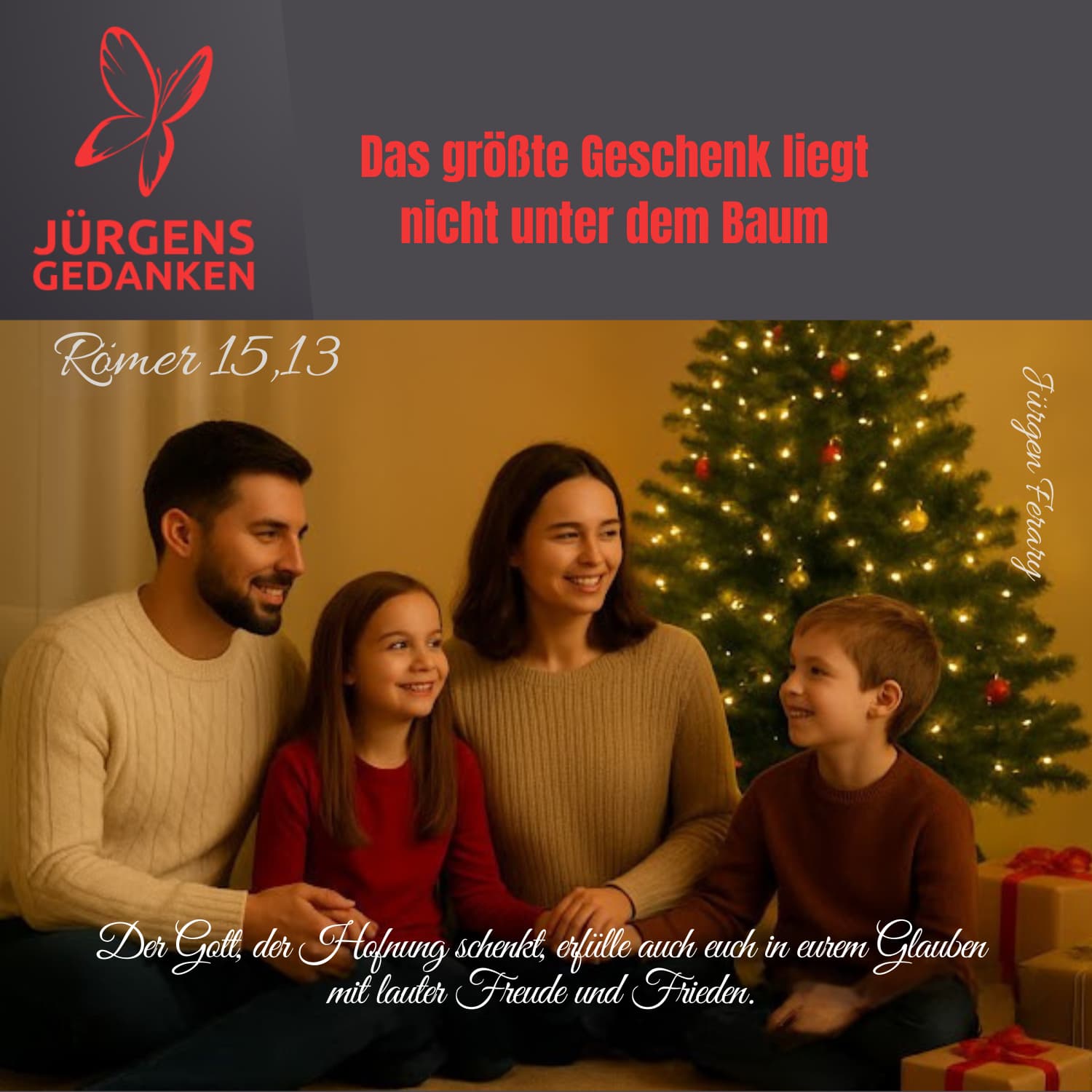 Familie unterm Weihnachtsbaum