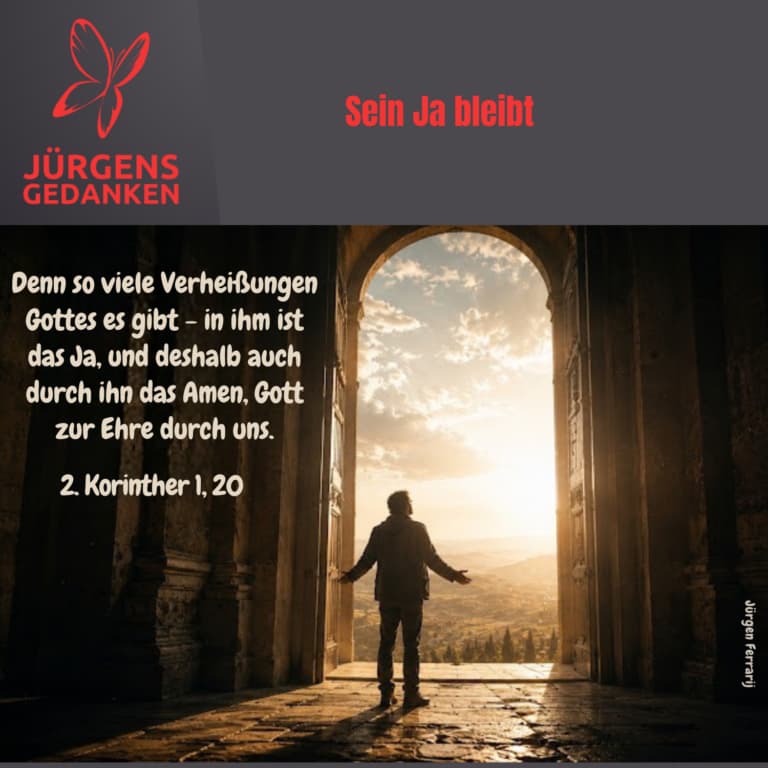 Mann steht vor geöffneter Tür