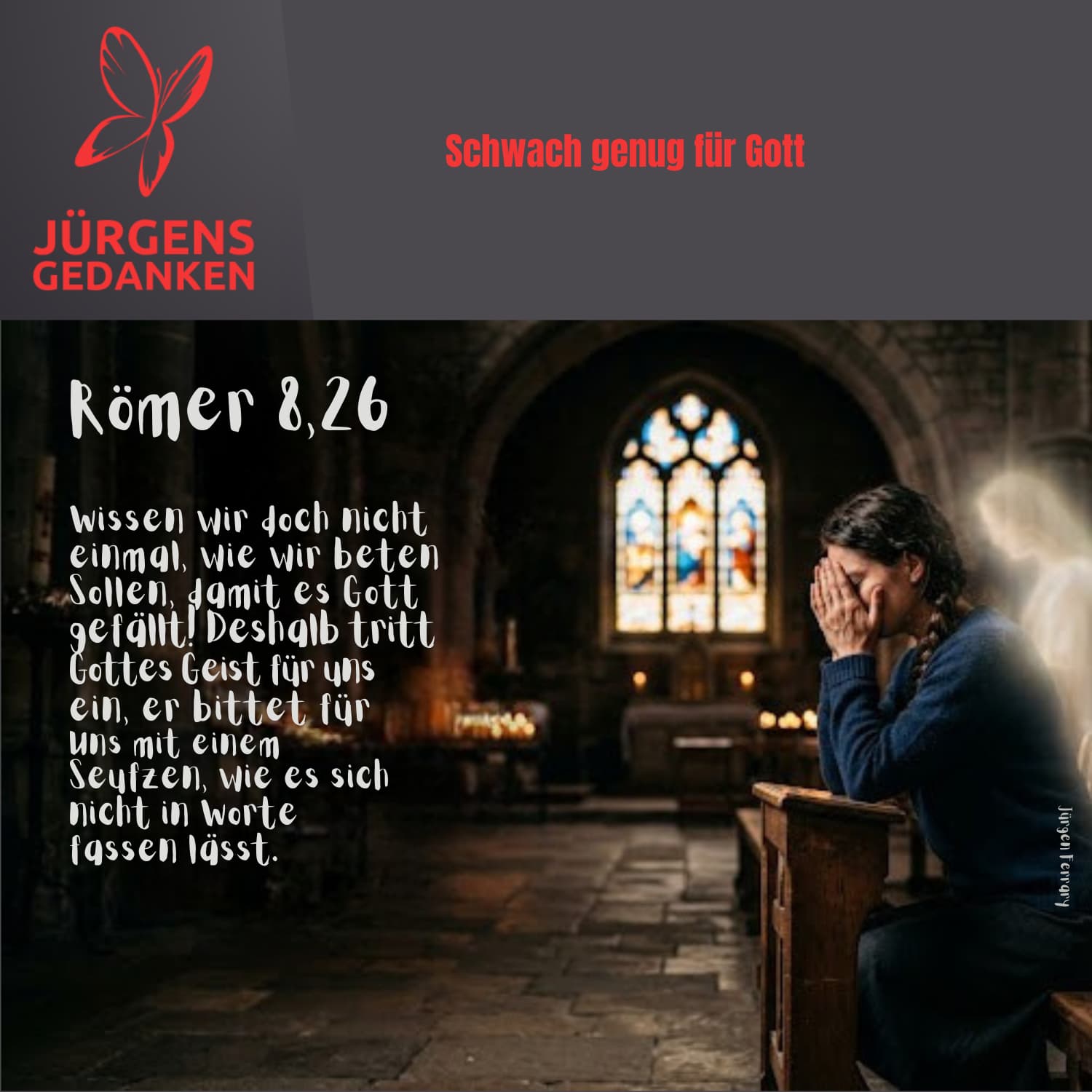 Frau betet in der Kirche